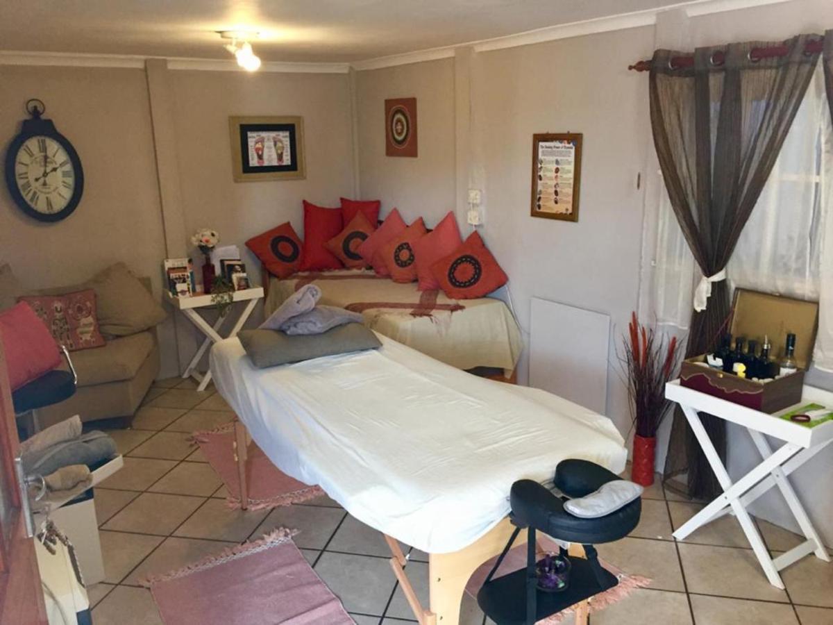 Jembjo'S Knysna Lodge & Backpackers Bagian luar foto