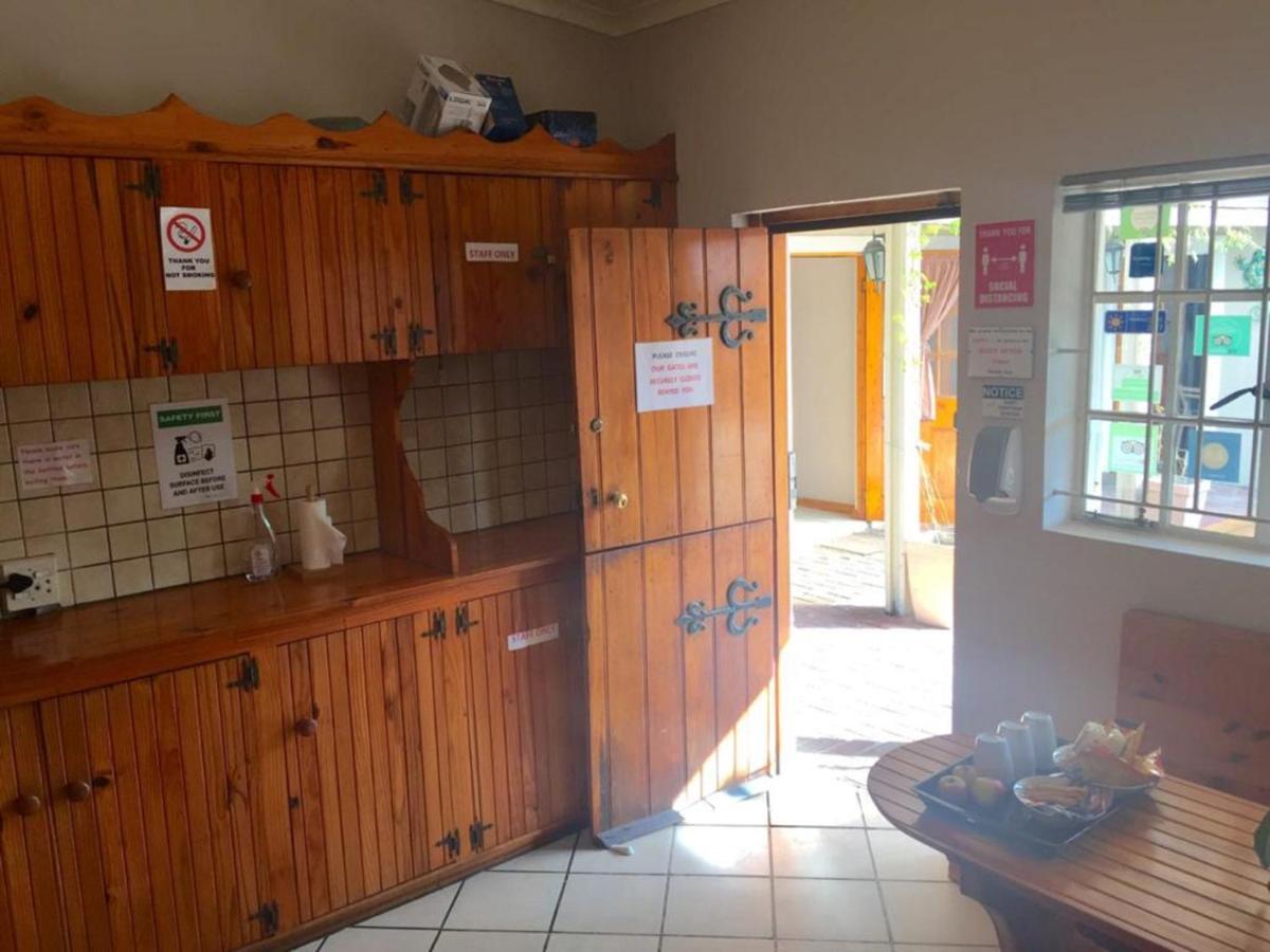 Jembjo'S Knysna Lodge & Backpackers Bagian luar foto