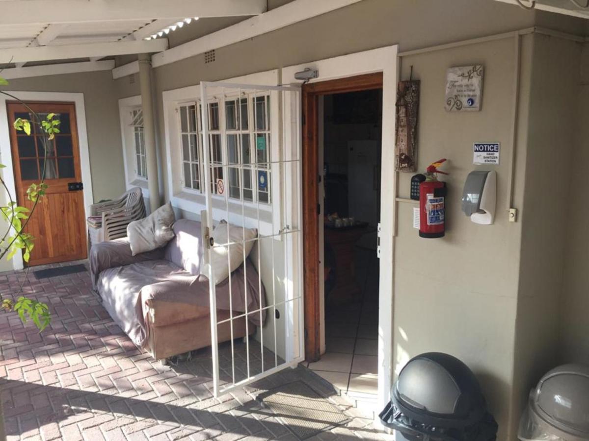 Jembjo'S Knysna Lodge & Backpackers Bagian luar foto