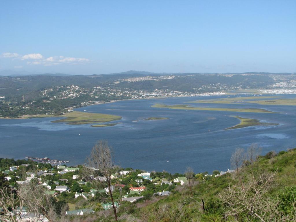 Jembjo'S Knysna Lodge & Backpackers Bagian luar foto