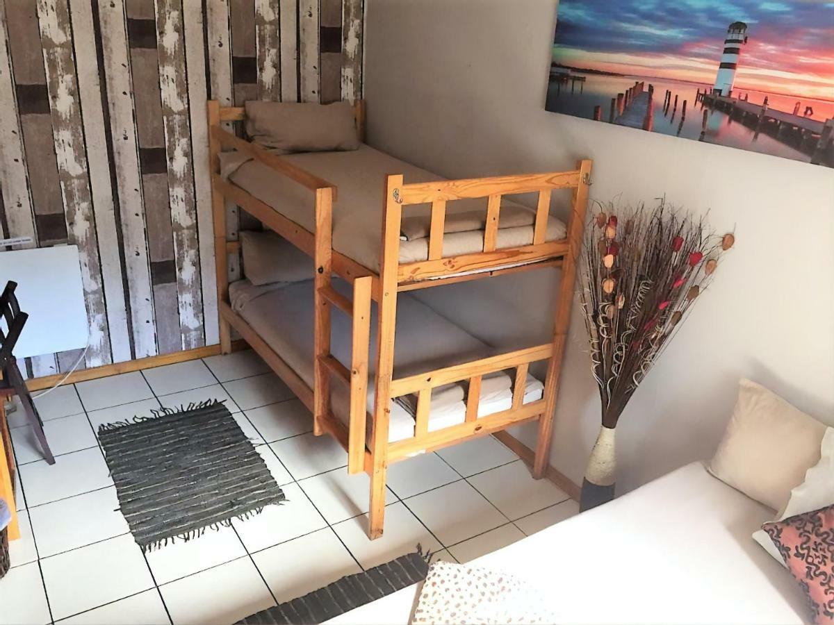 Jembjo'S Knysna Lodge & Backpackers Bagian luar foto