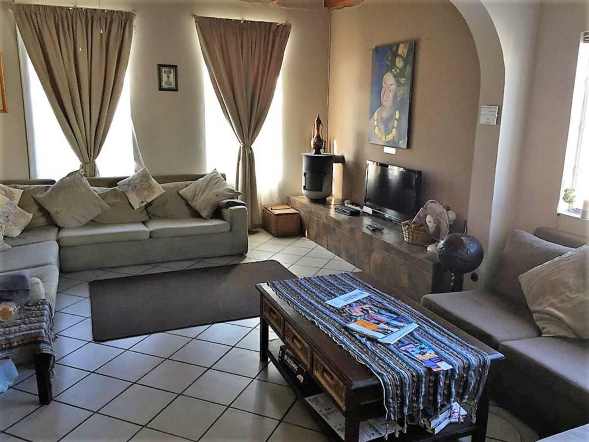Jembjo'S Knysna Lodge & Backpackers Bagian luar foto