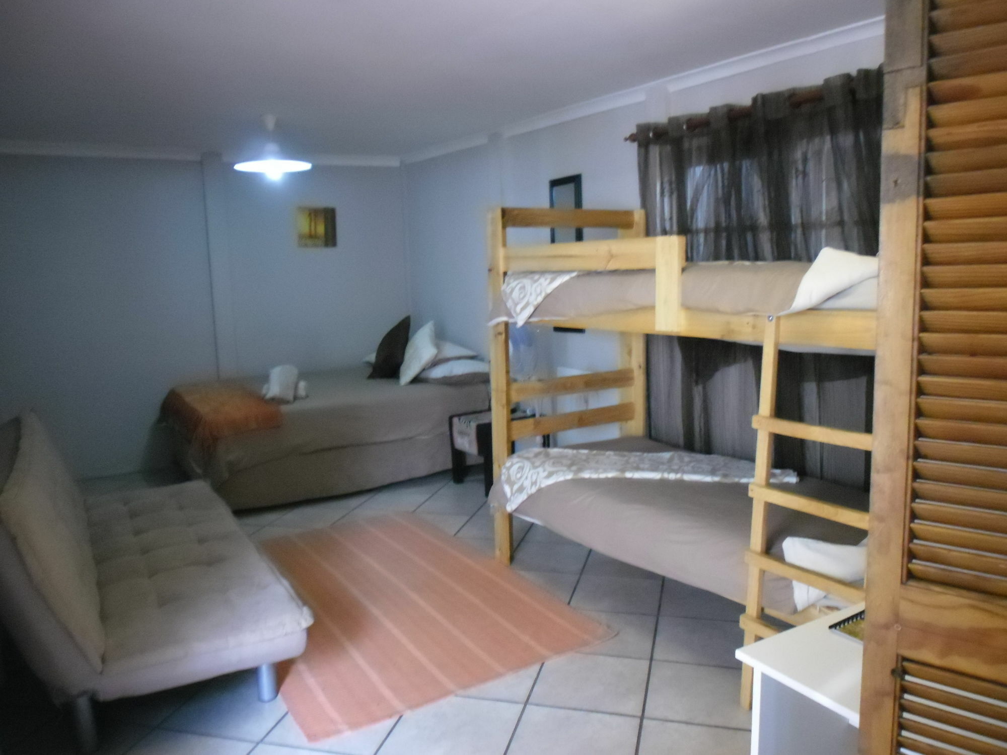 Jembjo'S Knysna Lodge & Backpackers Bagian luar foto