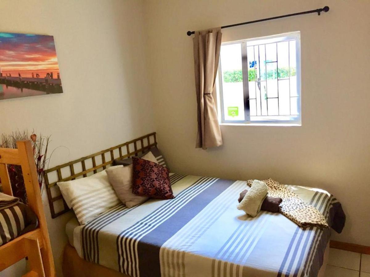 Jembjo'S Knysna Lodge & Backpackers Bagian luar foto