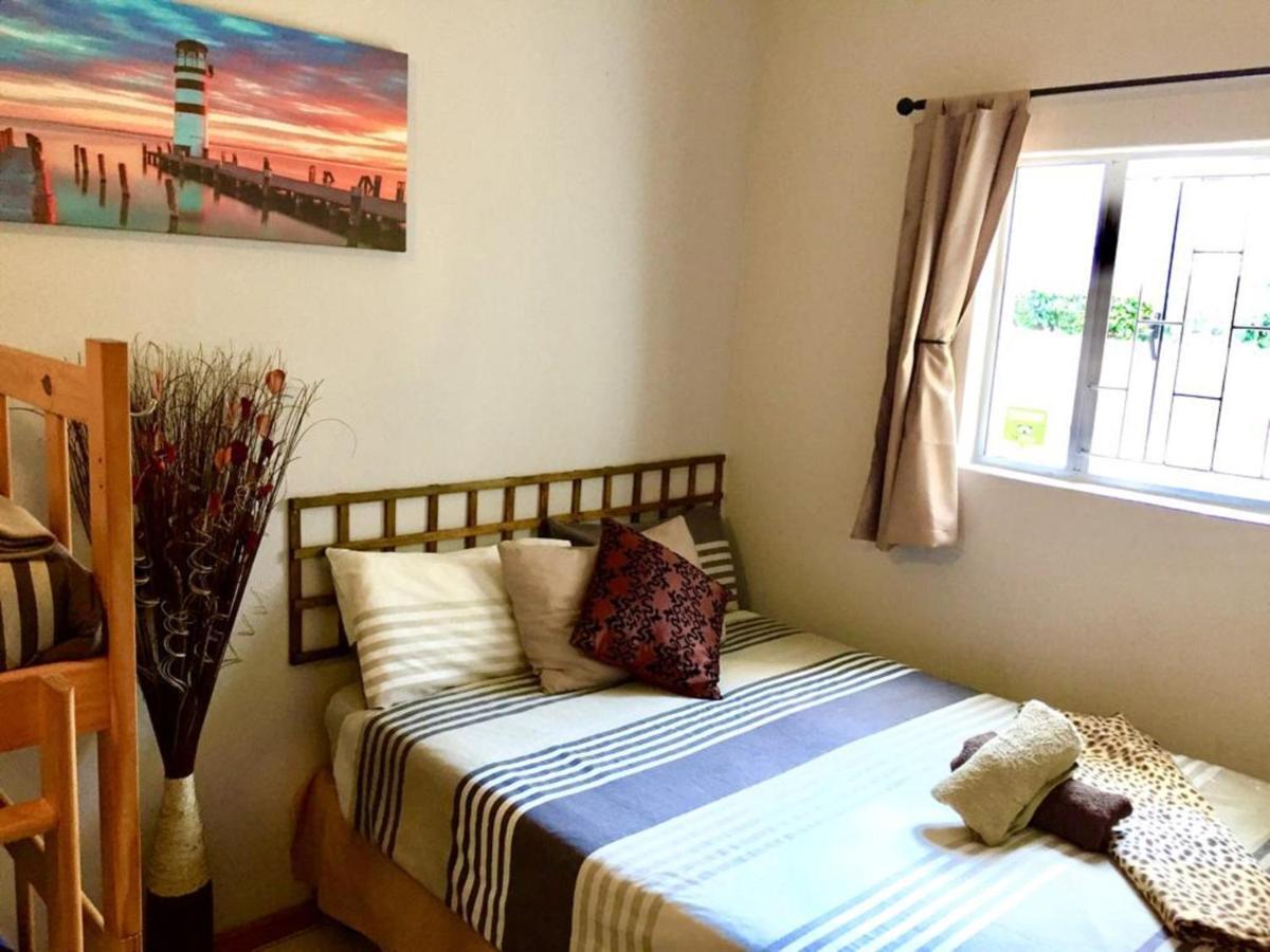 Jembjo'S Knysna Lodge & Backpackers Bagian luar foto